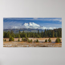 310D MT SHASTA ACROSS A FIELD OF SNOW (10X20) POSTER