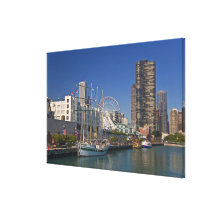 A view of Chicago's Navy Pier 2 Canvas Prints