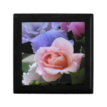 AC- Pink Rose Floral Art Gift Box