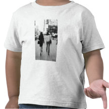 Asia, Japan, Tokyo. Young women on the Ginza. T Shirts