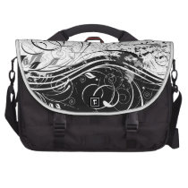 B&W grunge commuterbag