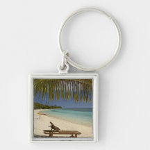 Beach, palm trees & lounger key chains