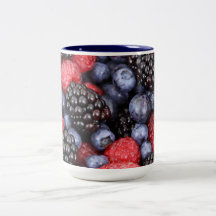 BERRIES COFFEE MUG