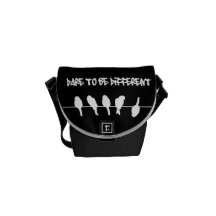 Birds on a wire – dare to be different (black) messenger bag