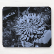 Bowing Thistle pad Mouse Pad