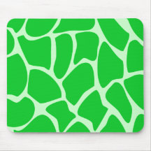Bright Green Giraffe Print Pattern. Mouse Pad