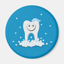 Clean happy tooth with bubbles magnet