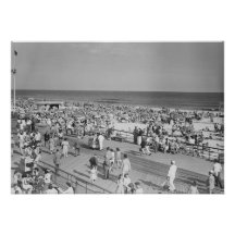 Crowd on Beach Card