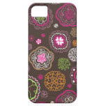 Cute doodle retro flowers heart pattern design iPhone 5 covers