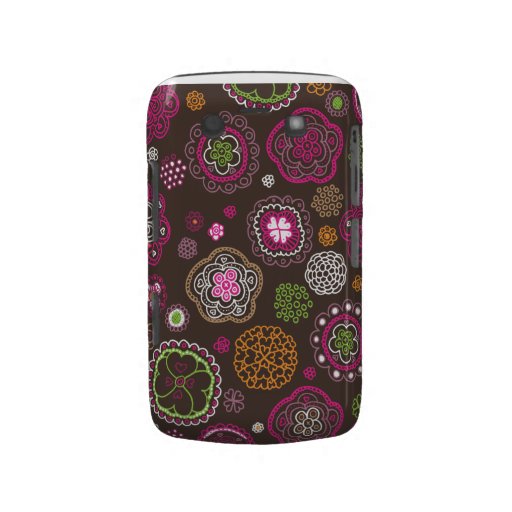 Cute doodle retro flowers heart pattern design blackberry bold covers