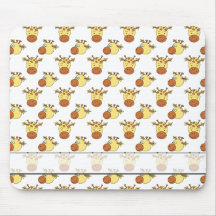 Cute Giraffe Pattern. Mouse Pad