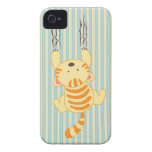 Cute kitty scratching wall fun iphone 4 casemate