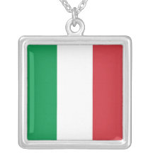 Elegant Necklace with Flag of Italy