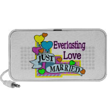 Everlasting Love Just Married Heart Balloons iPod Speakers