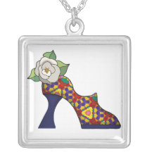 Fashion Show with rose Pendants