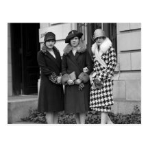 Flapper Girls, Cloche Hats 1920s Postcards