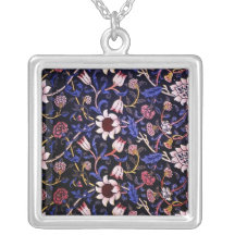 Flowers necklace