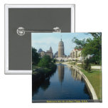 Gateway to the city, southern Texas, U.S.A. Button