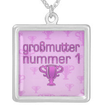 German Gifts for Grandmothers: Großmutter Nummer 1 Personalized Necklace