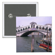Gondolas and tourists near the Rialto Bridge Button