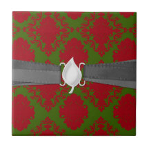 green red romantic christmas damask tile