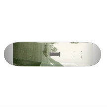 I romance skateboards