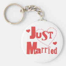 Just Married Red Heart Keychain
