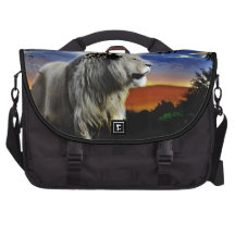Lion in the jungle laptop messenger bag