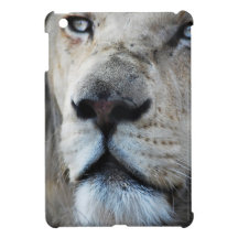 Lion listens to my heartbeat iPad mini case