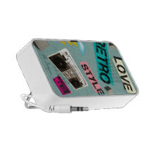 Love Retro iPod Speaker