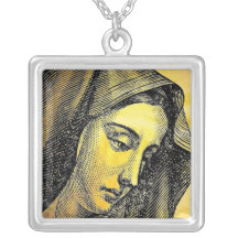 Mary necklace