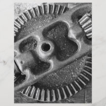 Metallic tool flyer