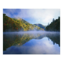Millcreek Lake and autumn colours at sunrise, Photo