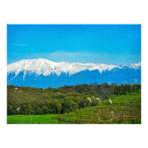Mountains landscape invites