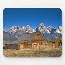 Old Barn, Grand Tetons... Mousepad