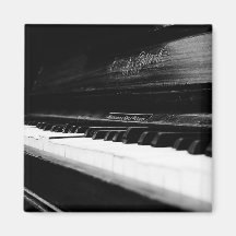 Old Piano Magnet