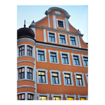 Orange building invite