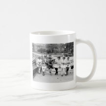 Patriotic Knitting Bee, early 1900s Mug
