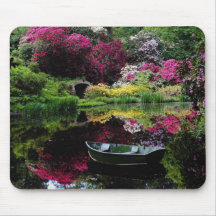 Pink Ramster gardens, Chiddingfold, Surrey, Englan Mousepads