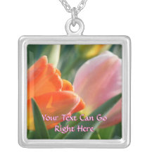 Pretty Tulips Necklace