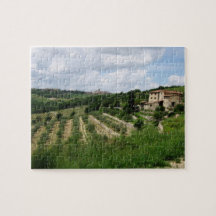 Puzzle - Tuscan Vineyard and Hill Town