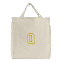 Q EMBROIDERED TOTE BAG