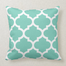 Quatrefoil Pillow in Turquoise