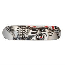 R Skull Skateboard
