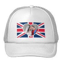 Royal Kiss - William & Kate Wedding Mesh Hat