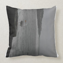 Single Gull Pillow