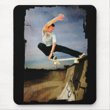 Skateboarding the Wall Mousemat