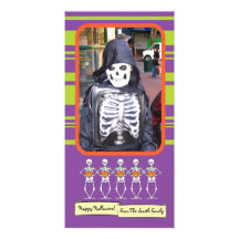 Skeletons holding pumpkins photo cards