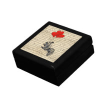 Squirrel and heart balloons gift box