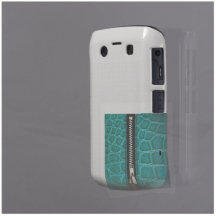 Surreal Crocodile Zip It Up hard plastic zipper Blackberry Case